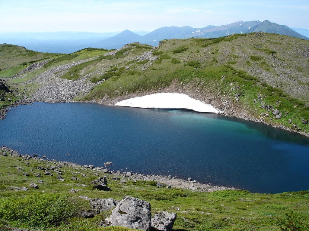 blue_pond_of_asahidake