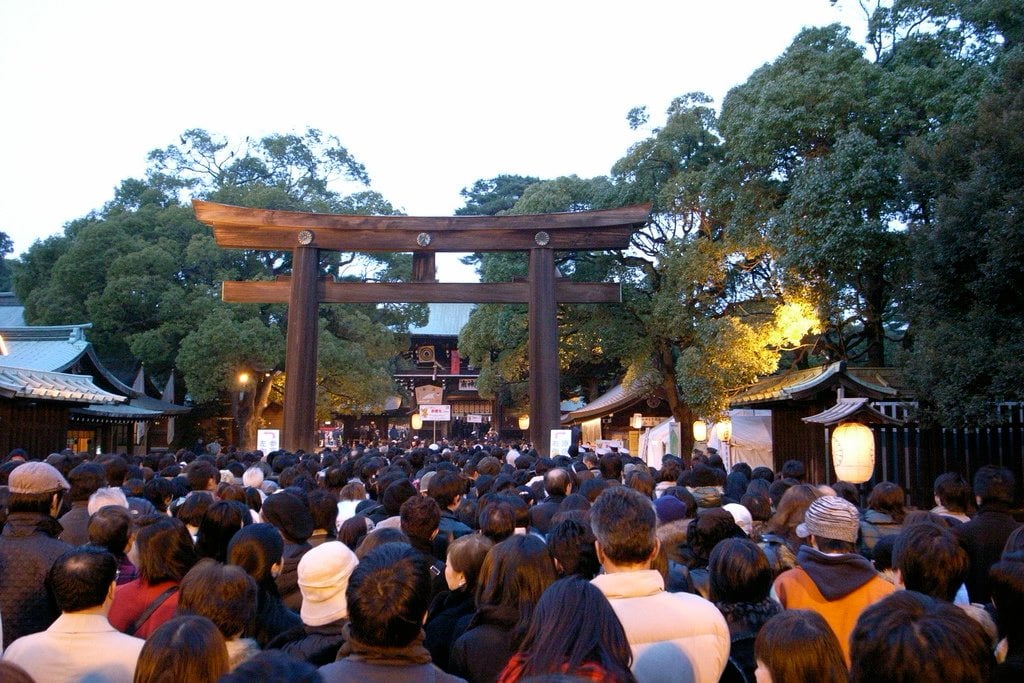 meiji_shrine_new_year_tokyo