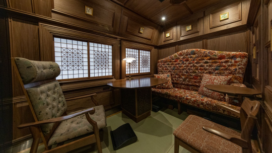 36+3 train cabin interior