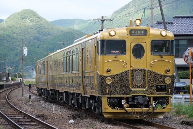 8 Best Luxury Train Journeys in Japan | Kyuhoshi